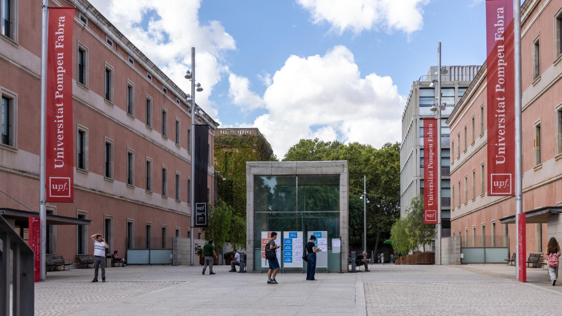 UNIVERSITAT POMPEU FABRA
