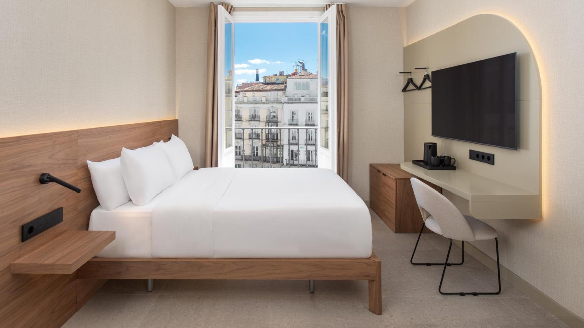 HOTEL SOL 